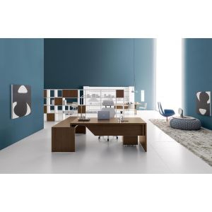 R LİNE YÖNETİCİ MASASI